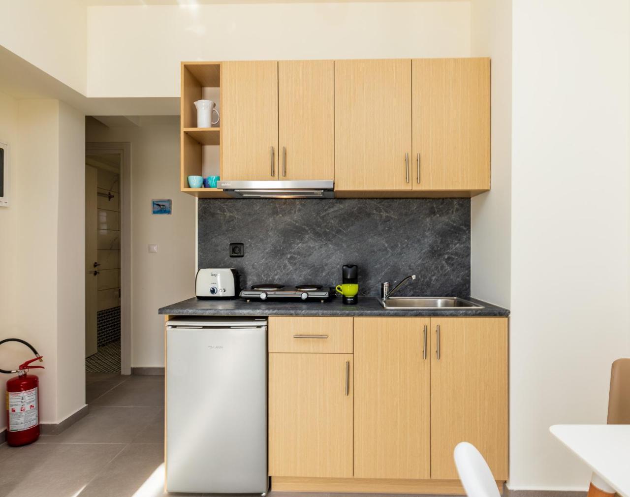 Central Stay Афины Экстерьер фото