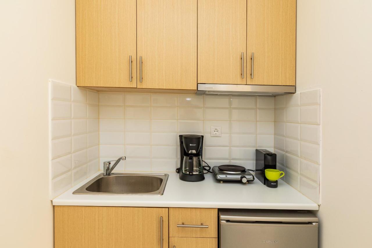 Central Stay Афины Экстерьер фото
