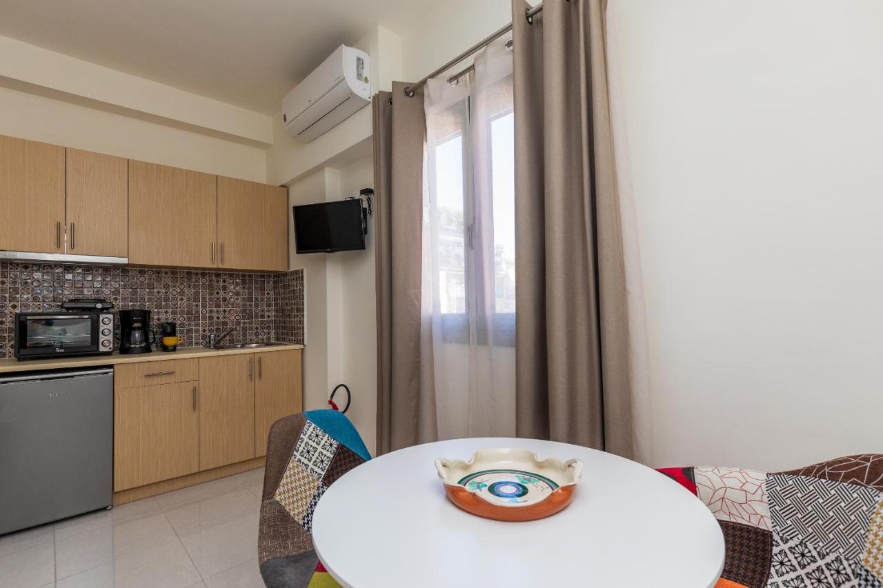 Central Stay Афины Экстерьер фото