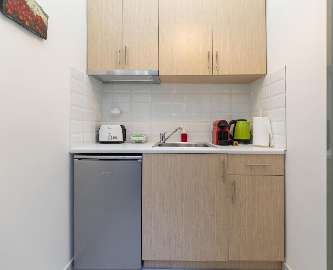 Central Stay Афины Экстерьер фото